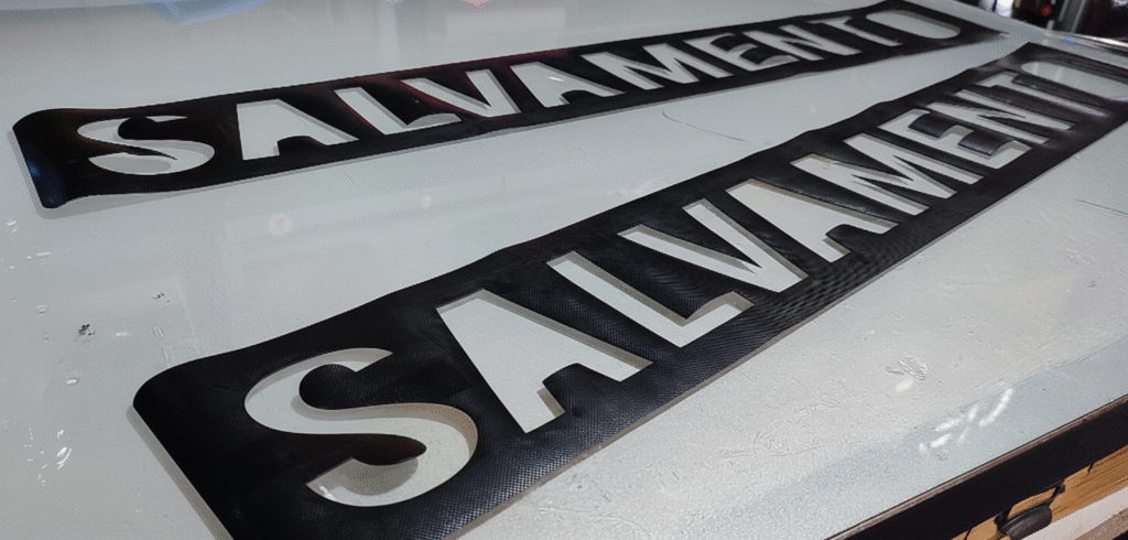 Servicio de reparación de semirrígidas y neumáticas con acabado profesional".